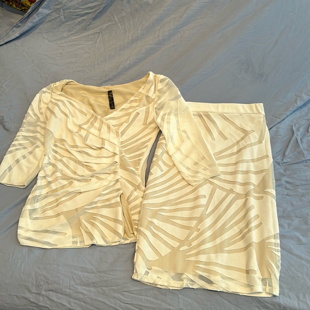 Brand: Elena Kattan, Size: small